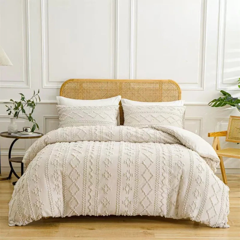Ezzede Tufted Comforter Set