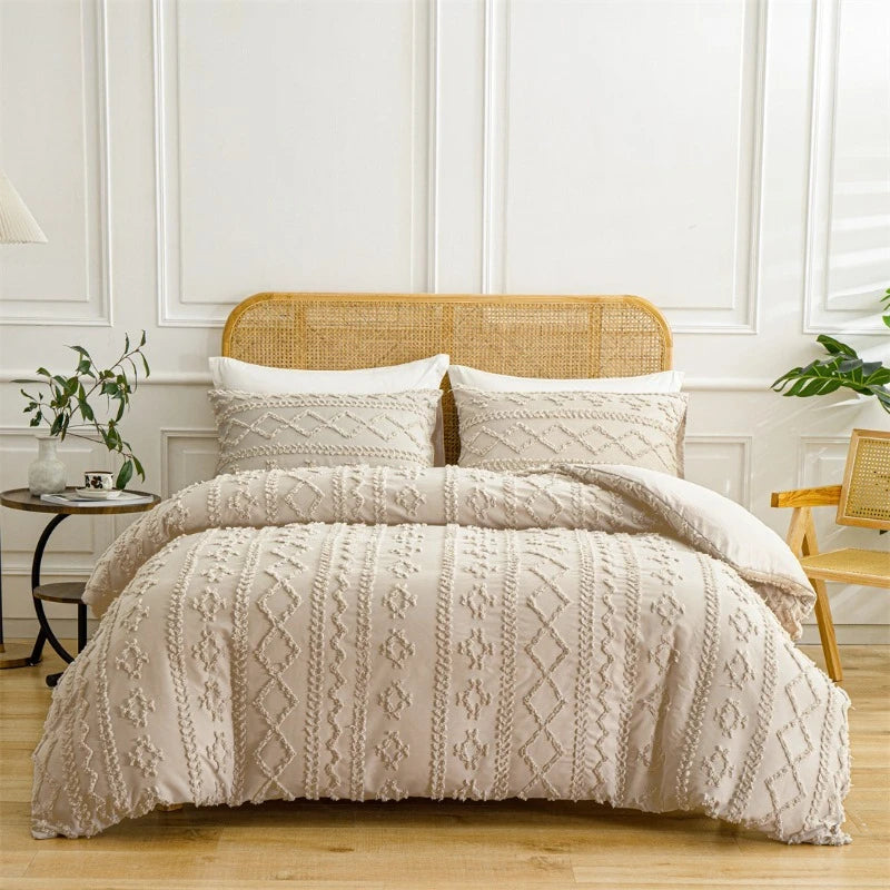 Ezzede Tufted Comforter Set